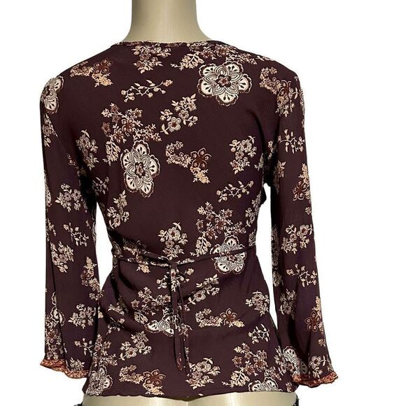 Quizz Bazaar Blouse Women's Medium Burgundy & White Flowy Floral Vintage Top - Picture 4 of 13